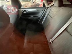 نيسان سيلفي